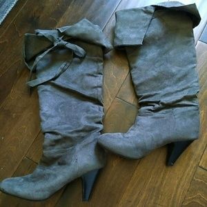 Gray heeled boots